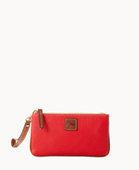 Pebble Grain Medium Wristlet