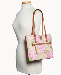 Hydrangea Basketweave Shopper